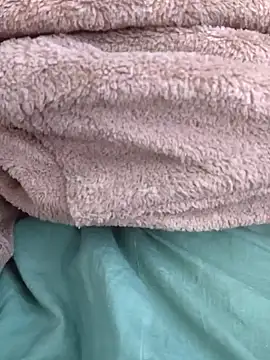 Snapshot of Aaradhya chatting on 12/07/24, 04:09 Aaradhya online show from 12/07/24, 04:09