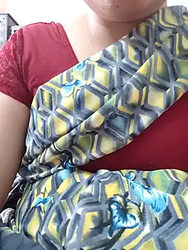 Snapshot of Aaradhya chatting on 12/29/24, 04:38 Aaradhya online show from 12/29/24, 04:38