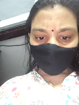 Aaradhya online show from 02/15/26, 01:02