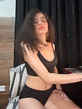 izumikarol online show from 04/12/26, 10:37