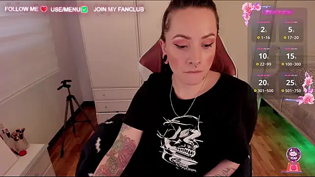 Snapshot of Domina_Deivis chatting on 01/27/25, 12:16 Domina Deivis online show from 01/27/25, 12:16