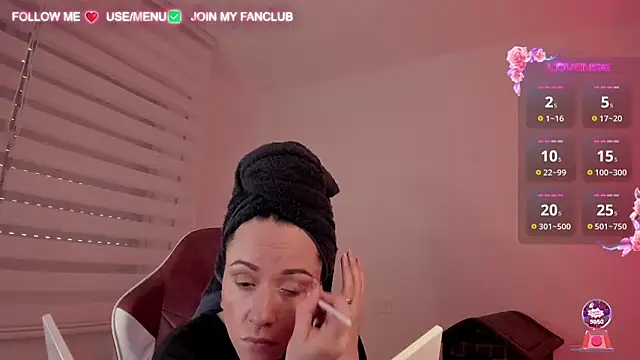Snapshot of Domina_Deivis chatting on 03/07/25, 07:08 Domina Deivis online show from 03/07/25, 07:08