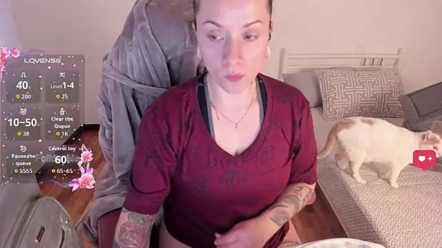 Snapshot of Domina_Deivis chatting on 11/19/25, 01:33 Domina Deivis online show from 11/19/25, 01:33