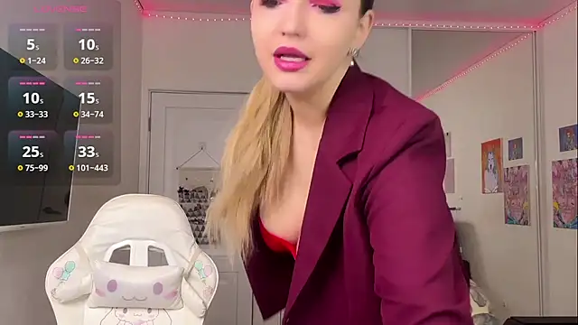 HoneySweetBee online show from 02/25/25, 02:47