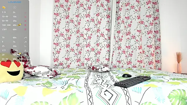 k sensual online show from 12/17/24, 10:23