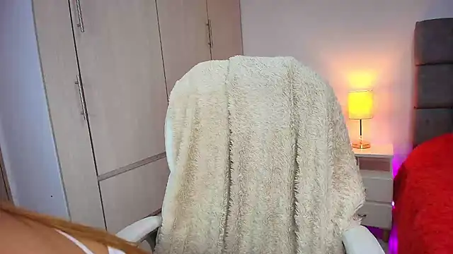 Snapshot of MariianaGomez chatting on 03/07/25, 06:00 MariianaGomez online show from 03/07/25, 06:00