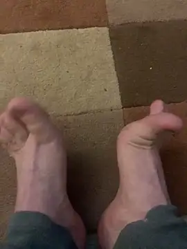 Snapshot of footsy35 chatting on 01/18/25, 10:28 footsy35 online show from 01/18/25, 10:28