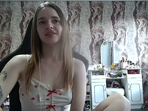 samanta55555 online show from 06/19/26, 09:02