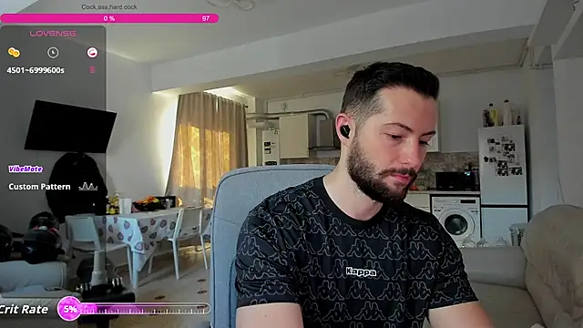 ZackFraser online show from 11/22/25, 09:41