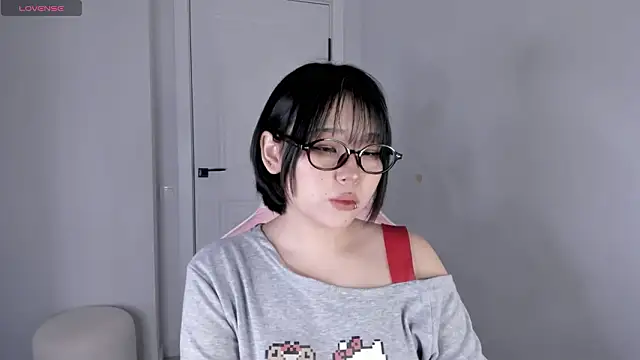 hee young11 online show from 02/27/26, 10:54