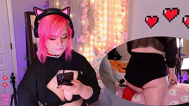Angel-Lewd-Cake online show from 03/19/26, 10:19
