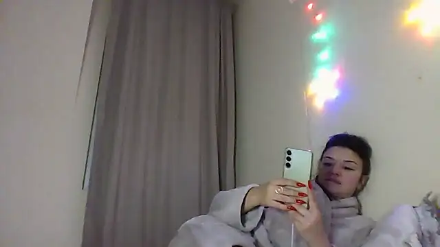 Linusya online show from 12/14/25, 05:40