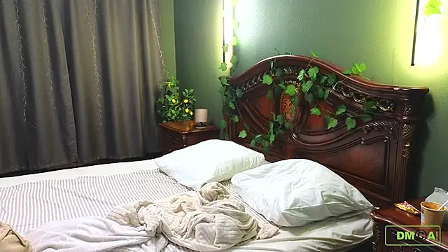 Charlotte wow online show from 11/10/25, 09:25