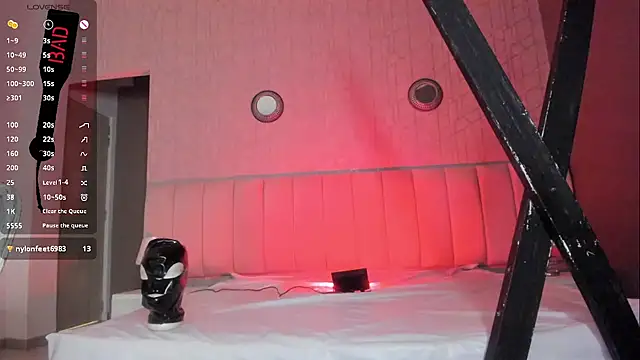 Snapshot of Alana_Jones_ chatting on 12/14/24, 11:12 Alana Jones online show from 12/14/24, 11:12