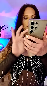 Snapshot of Luna_Kitanna chatting on 02/16/25, 10:32 Luna Kitanna online show from 02/16/25, 10:32