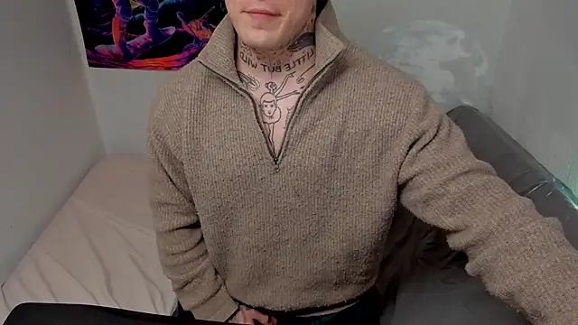 Snapshot of layneinchains chatting on 01/09/25, 05:02 layneinchains online show from 01/09/25, 05:02