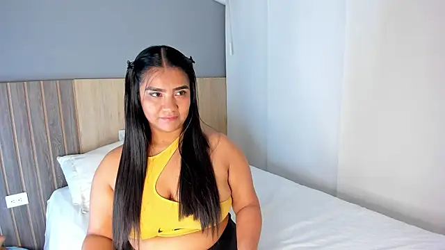 hannnasmith online show from 11/06/25, 02:56