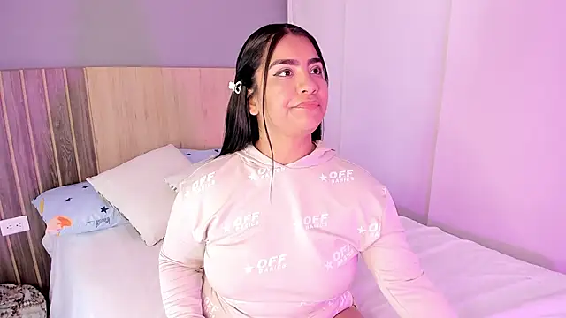 hannnasmith online show from 11/12/25, 03:07