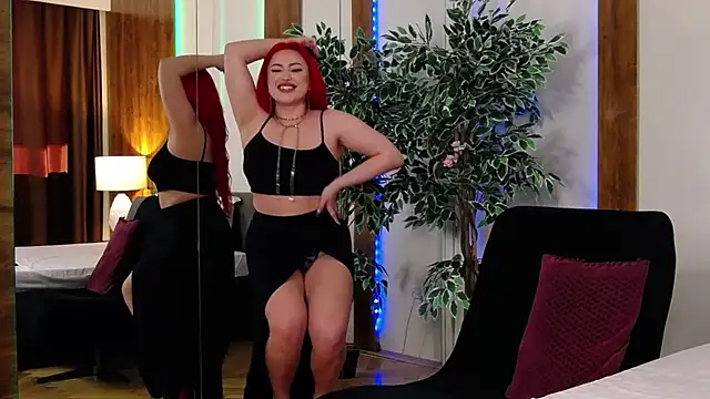 EmyHilton online show from 04/07/26, 05:41