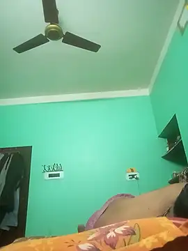 Snapshot of ssamit0808 chatting on 12/28/24, 11:16 ssamit0808 online show from 12/28/24, 11:16