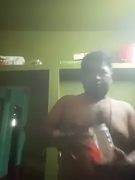 Snapshot of ssamit0808 chatting on 03/17/25, 05:34 ssamit0808 online show from 03/17/25, 05:34