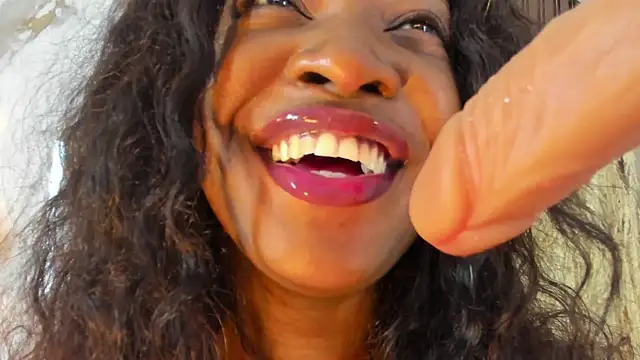 aidaadams online show from 02/16/25, 08:10