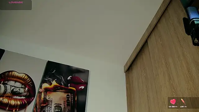 aidaadams online show from 09/11/25, 11:21