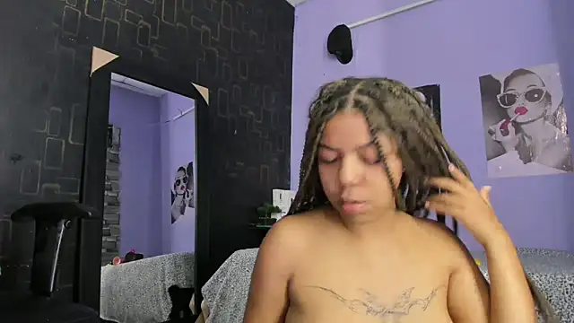 Alika01 online show from 03/22/25, 08:26