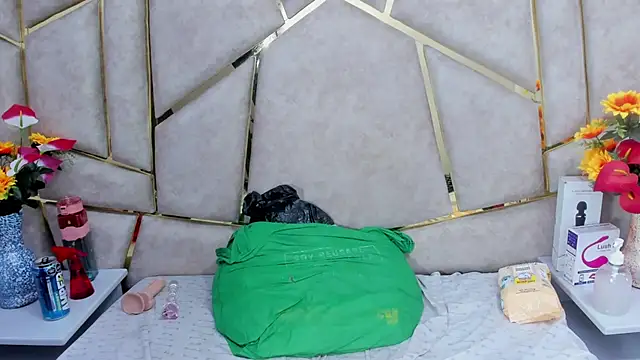 Kloe Candy1 online show from 01/31/25, 09:48