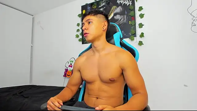 Snapshot of Bray_Kevin chatting on 01/14/25, 02:50 Bray Kevin online show from 01/14/25, 02:50