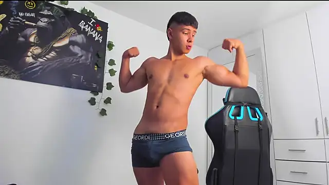 Snapshot of Bray_Kevin chatting on 02/19/25, 12:03 Bray Kevin online show from 02/19/25, 12:03