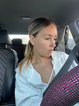 StasyWood online show from 05/02/26, 12:48