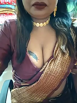 YR-SHIVANI online show from 12/23/25, 05:38