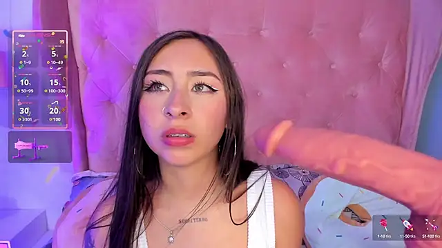 Snapshot of _cloe_martinez chatting on 01/14/25, 09:20 cloe martinez online show from 01/14/25, 09:20