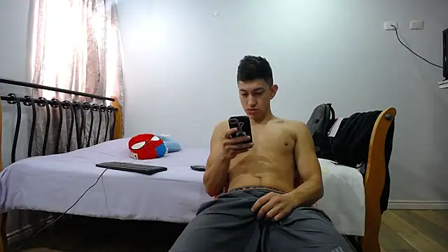 Snapshot of Iam_yourbabyprincess_XD chatting on 02/23/25, 09:16 Iam yourbabyprincess XD online show from 02/23/25, 09:16