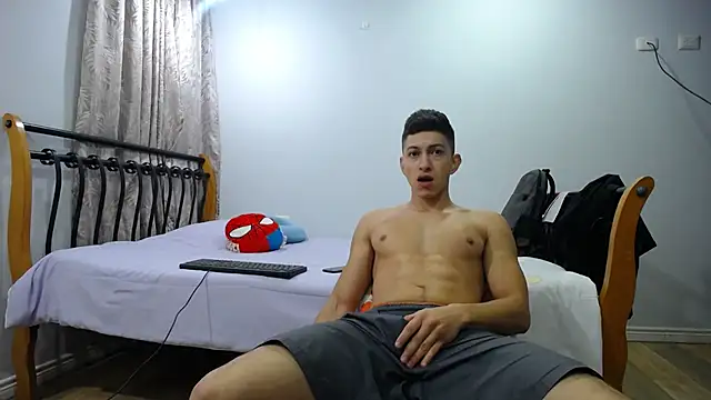 Snapshot of Iam_yourbabyprincess_XD chatting on 02/24/25, 03:44 Iam yourbabyprincess XD online show from 02/24/25, 03:44