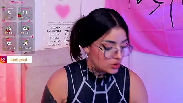 Hinataw33d01 online show from 03/13/25, 12:48