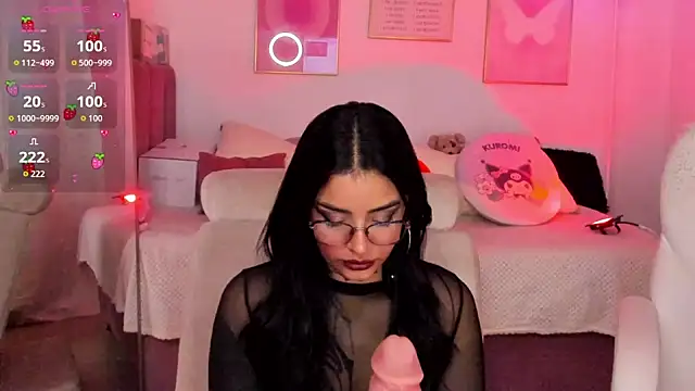 Hinataw33d01 online show from 09/28/25, 12:05