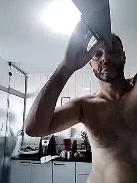 Maiconp78 online show from 02/28/25, 10:20