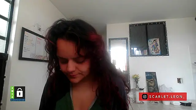 Scarletleon77 online show from 01/14/26, 04:12