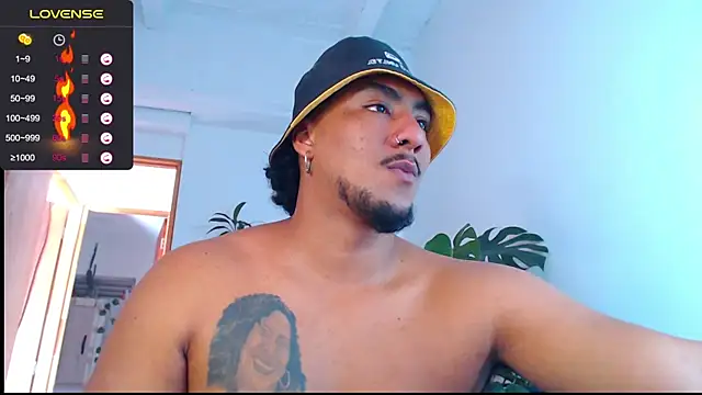 Snapshot of yosoy_enzo2020 chatting on 01/16/25, 03:46 yosoy enzo2020 online show from 01/16/25, 03:46