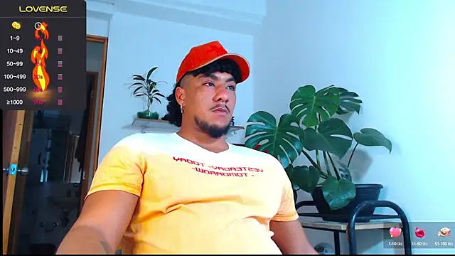 Snapshot of yosoy_enzo2020 chatting on 01/29/25, 03:54 yosoy enzo2020 online show from 01/29/25, 03:54
