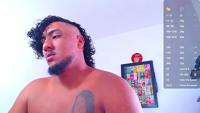 Snapshot of yosoy_enzo2020 chatting on 10/07/25, 04:26 yosoy enzo2020 online show from 10/07/25, 04:26