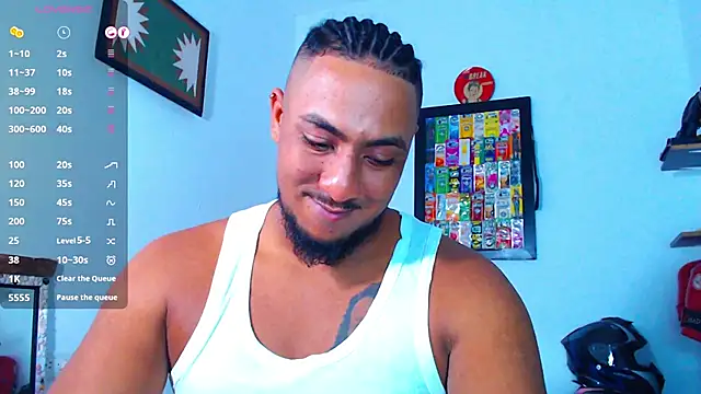 Snapshot of yosoy_enzo2020 chatting on 10/09/25, 03:37 yosoy enzo2020 online show from 10/09/25, 03:37