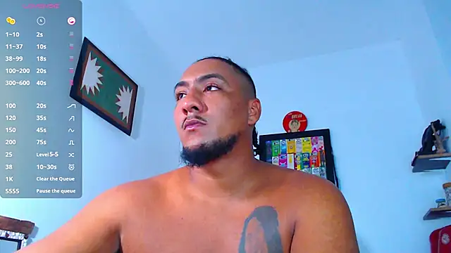 Snapshot of yosoy_enzo2020 chatting on 10/10/25, 03:27 yosoy enzo2020 online show from 10/10/25, 03:27
