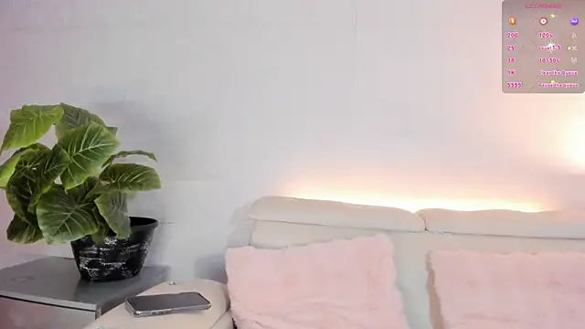 paulinasaeEnz online show from 04/10/26, 01:27