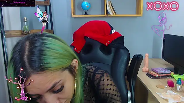 Snapshot of Erika_Stevens chatting on 10/28/25, 12:03 Erika Stevens online show from 10/28/25, 12:03