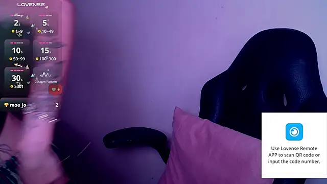 Snapshot of Erika_Stevens chatting on 11/18/25, 04:00 Erika Stevens online show from 11/18/25, 04:00