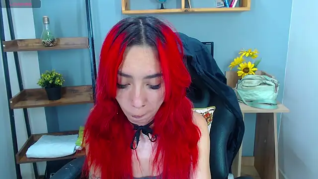 Erika Stevens online show from 04/07/26, 03:23