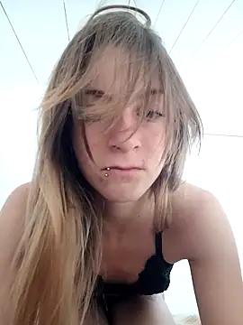 Cristina02 online show from 04/12/26, 09:58